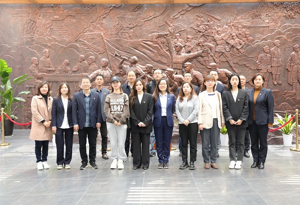 本部第一、二黨支部聯(lián)合開展主題黨日活動