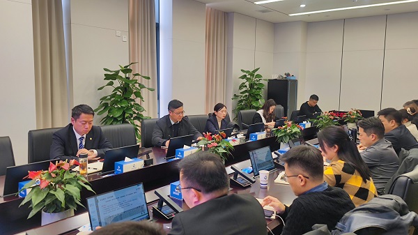 地產(chǎn)集團等三家公司舉辦2024年一季度指標沖刺暨內(nèi)業(yè)管理專題會